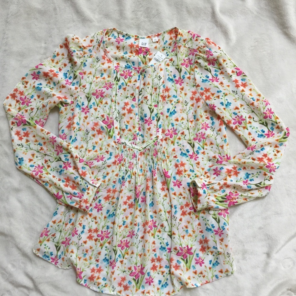 Gap Women's Floral Pintuck Split Neck Blouse - Picture 2 of 6